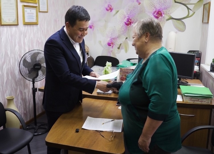 «Қазақмыс» қызметтік тұрғын үйлерді жұмыскерлердің меншігіне берді