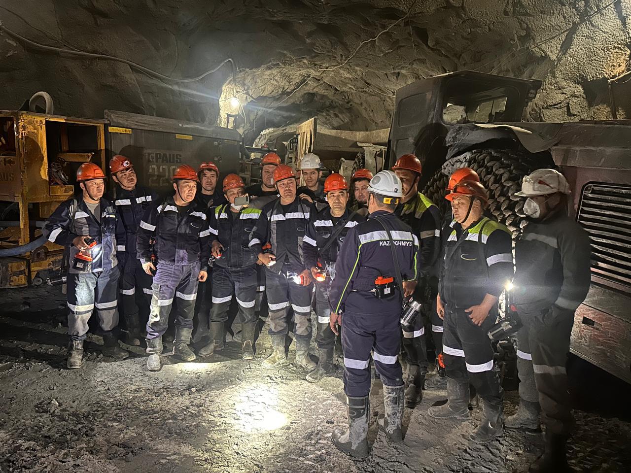 Kazakhmys Introduces Safety Stand-Down Meetings: Five Minutes That Save Lives